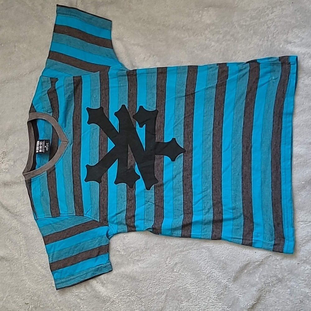 Lot of 2 t-shirt boy size m zoo york, gap